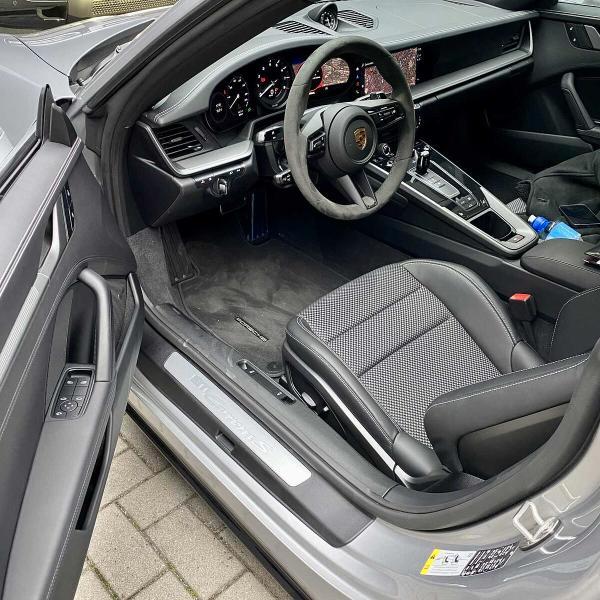 Porsche 911 Coupe 3.0 Carrera S auto
