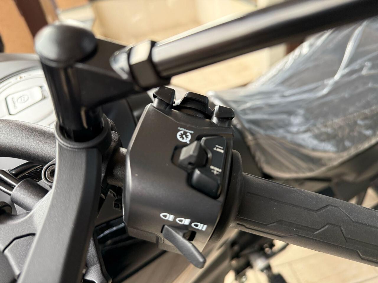 CFMOTO MT-X 800 BASSA-830