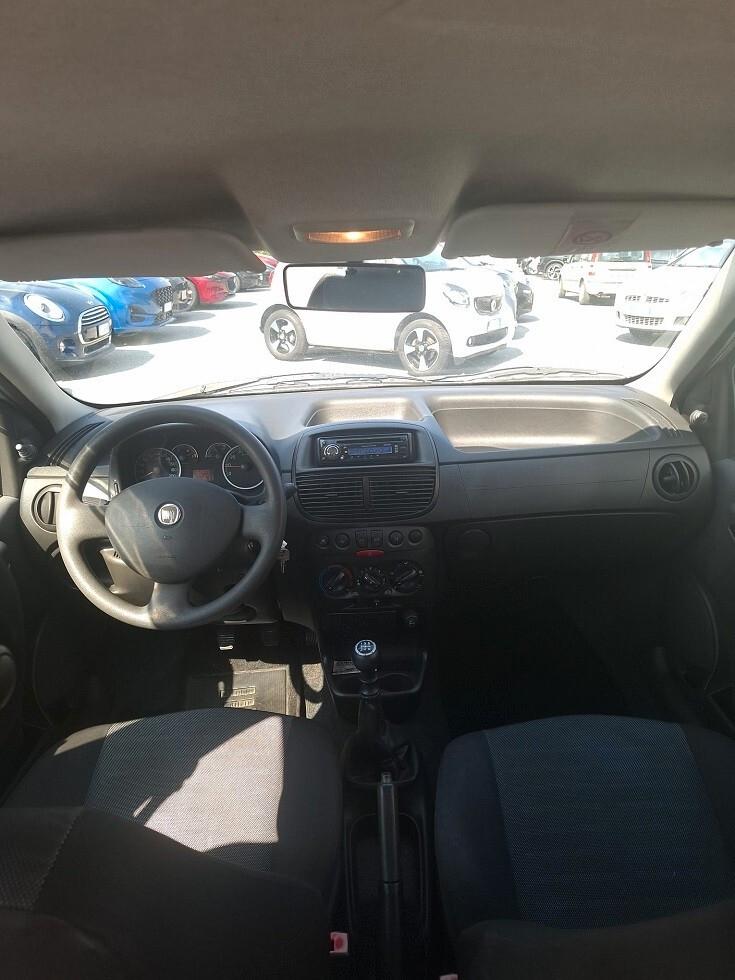 Fiat Punto 1.2 Active 5 porte - 2009