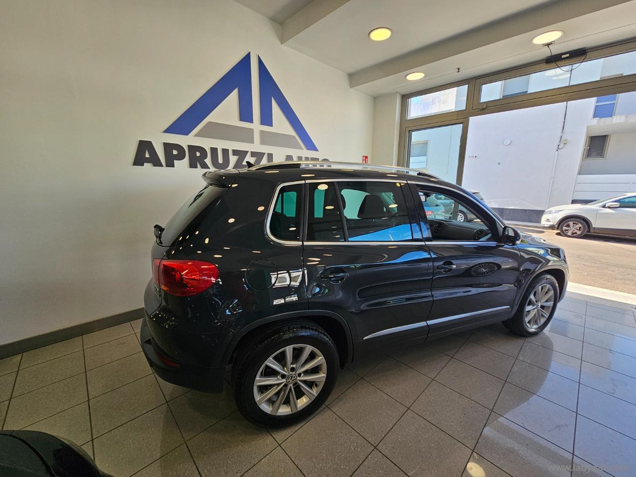 VOLKSWAGEN Tiguan 2.0 TDI 110CV Sport & Style BMT