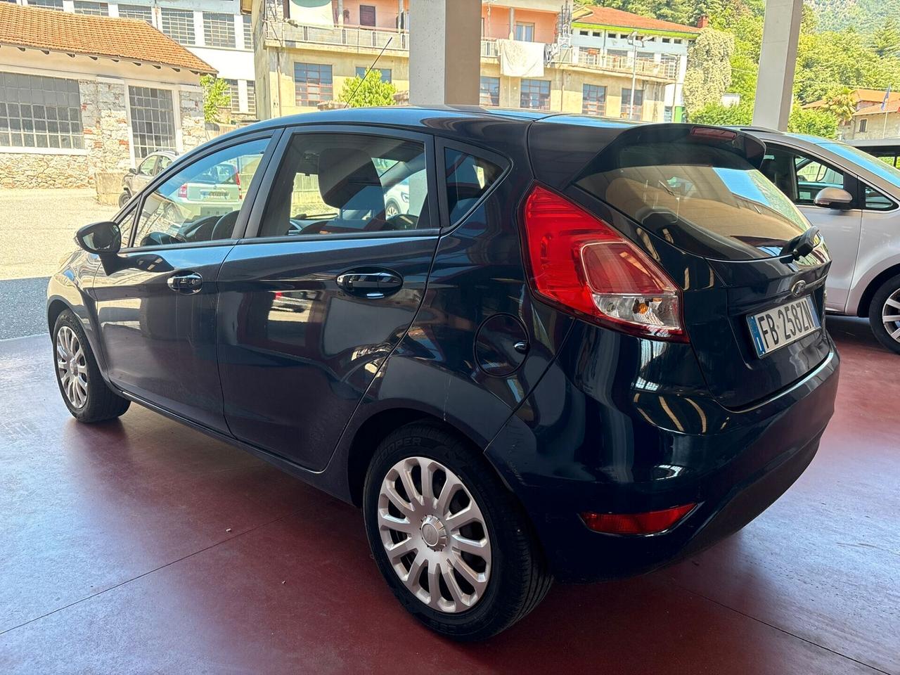 Ford Fiesta 1.5 autocarro 5 p.