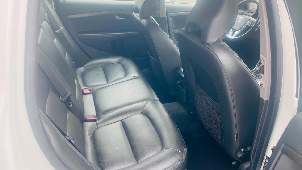 Volvo XC 70 D4 AWD Geartronic Summum
