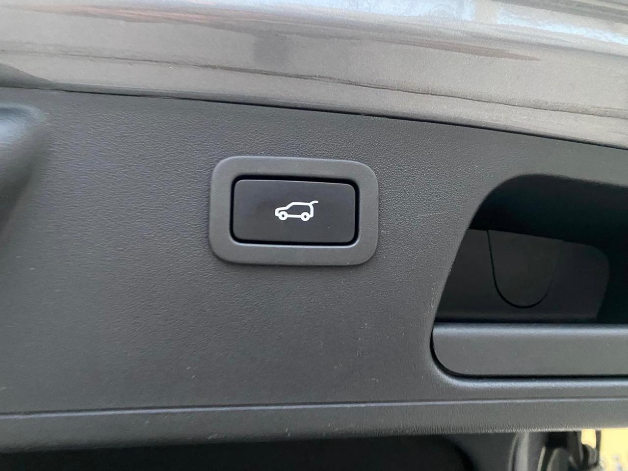 JAGUAR E-PACE R-DYNAMIC SE 2.0D AWD Cam 2021