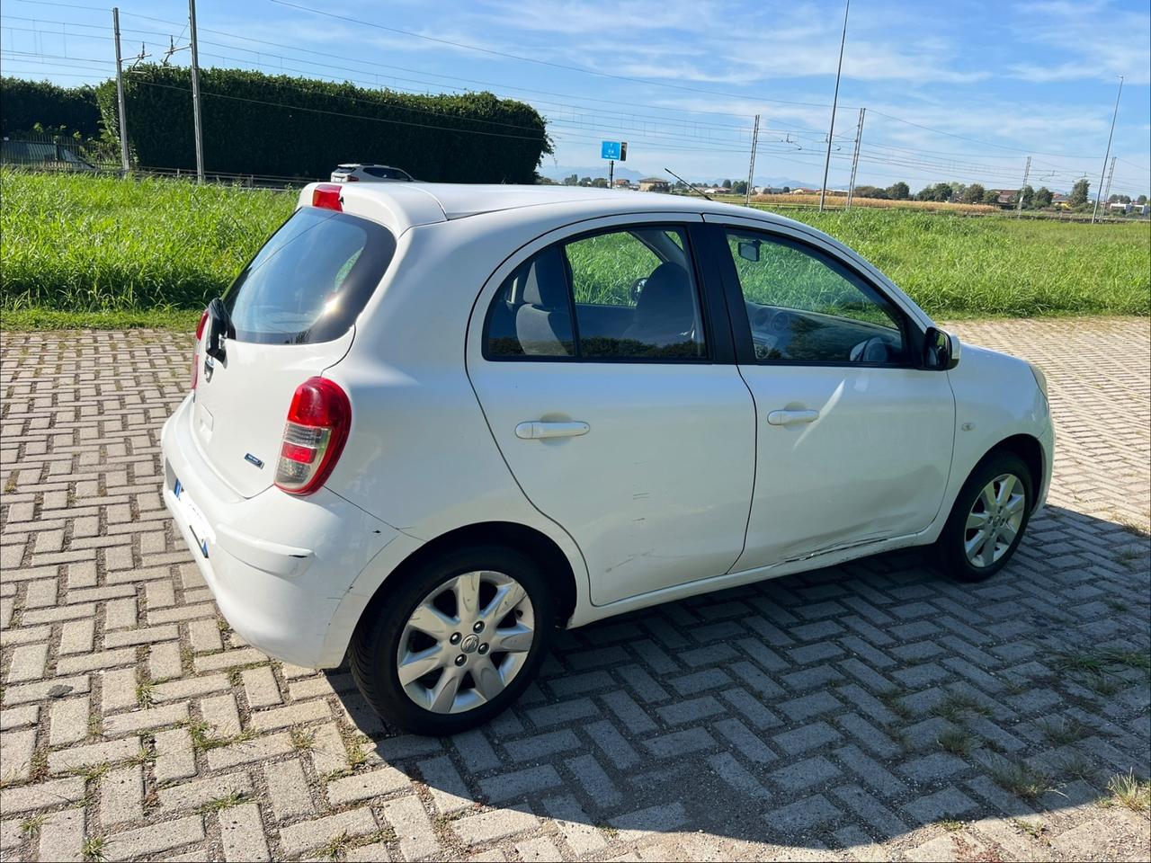 Nissan Micra 1.2 12V 5 porte Tekna