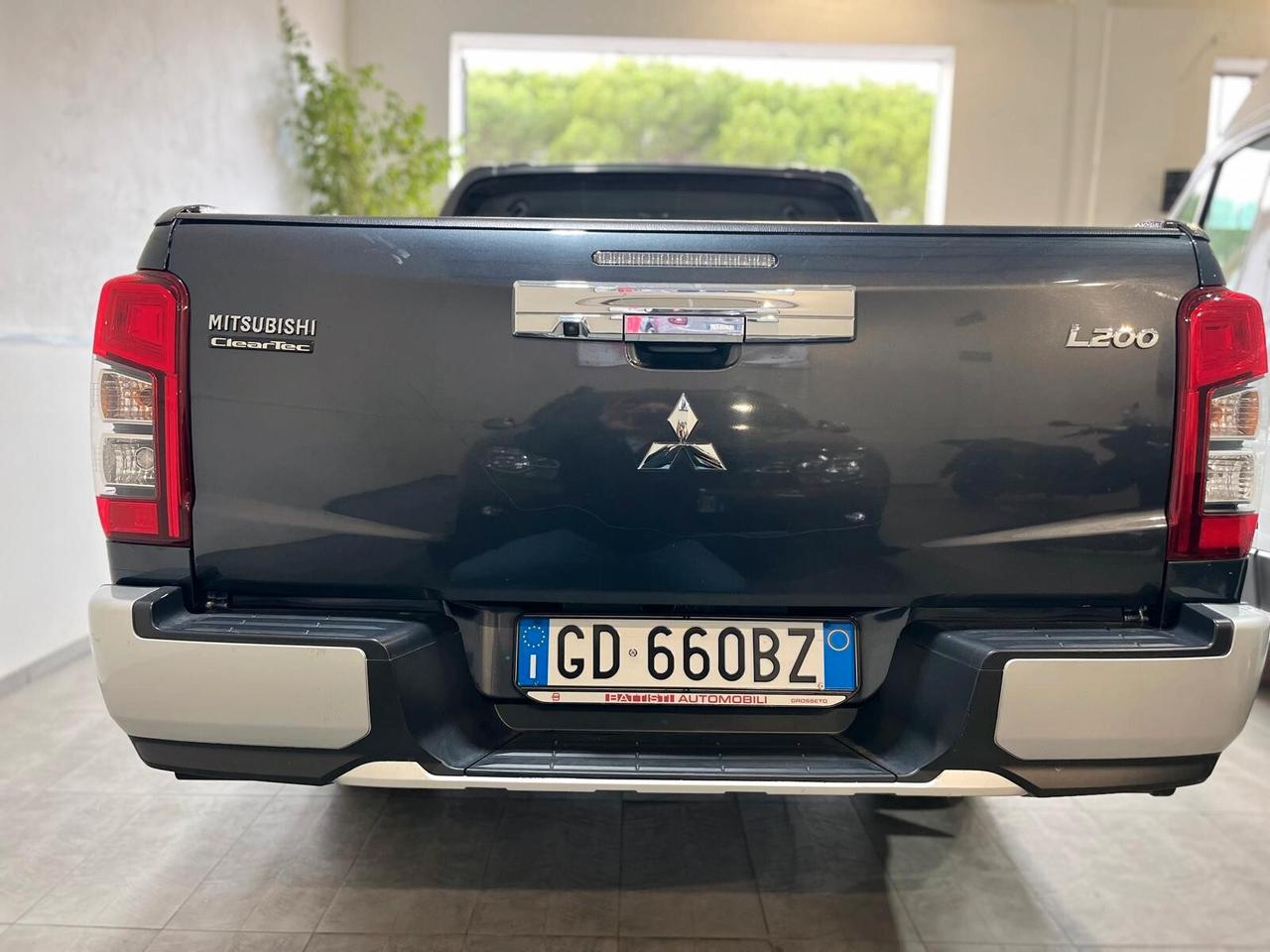 MITSUBISHI L200 2.3 D Double Cab 4x4 *2021* *UNICOPRO* *FULL*