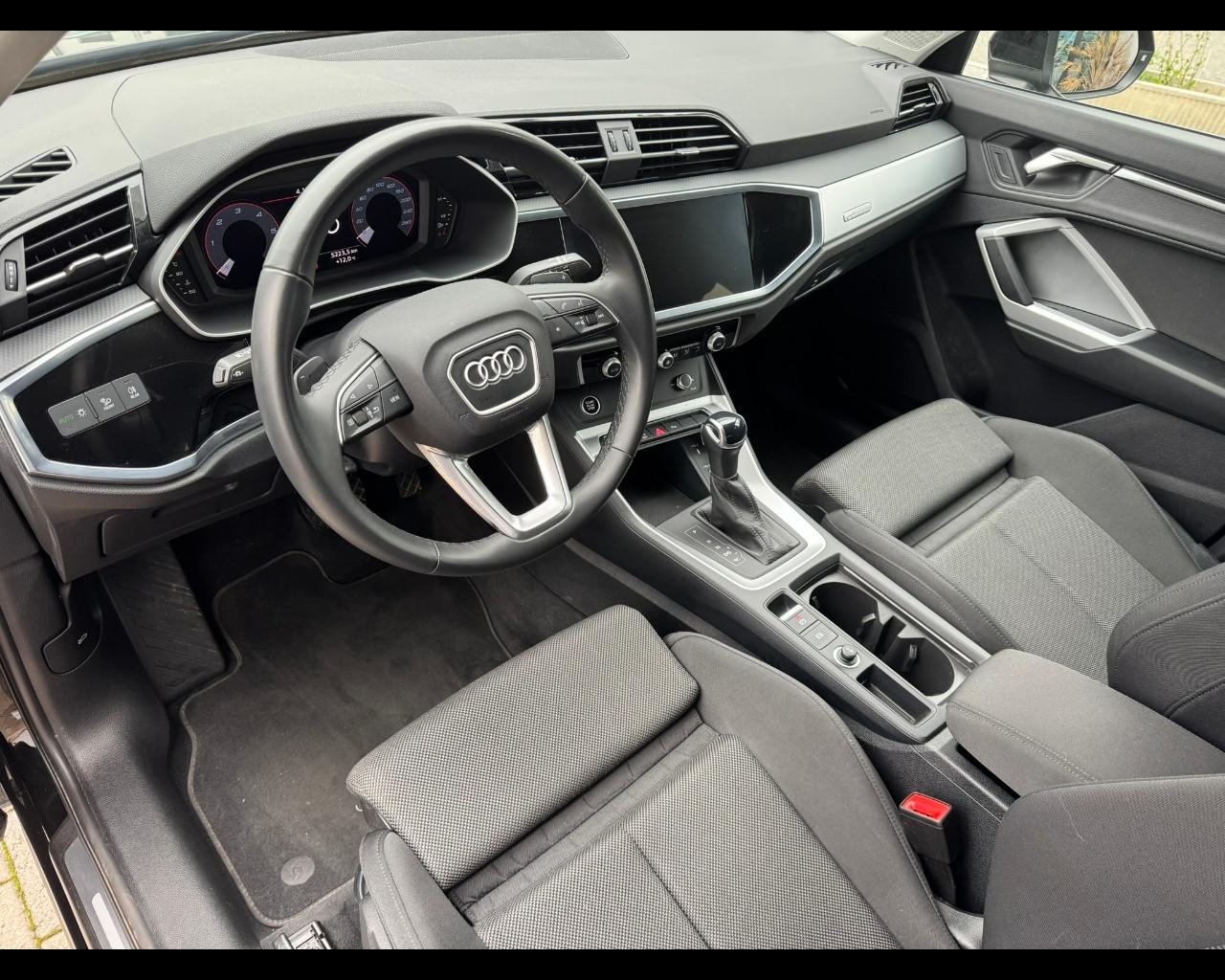 AUDI Q3 2ª serie - Q3 35 TDI S tronic Business Advanced