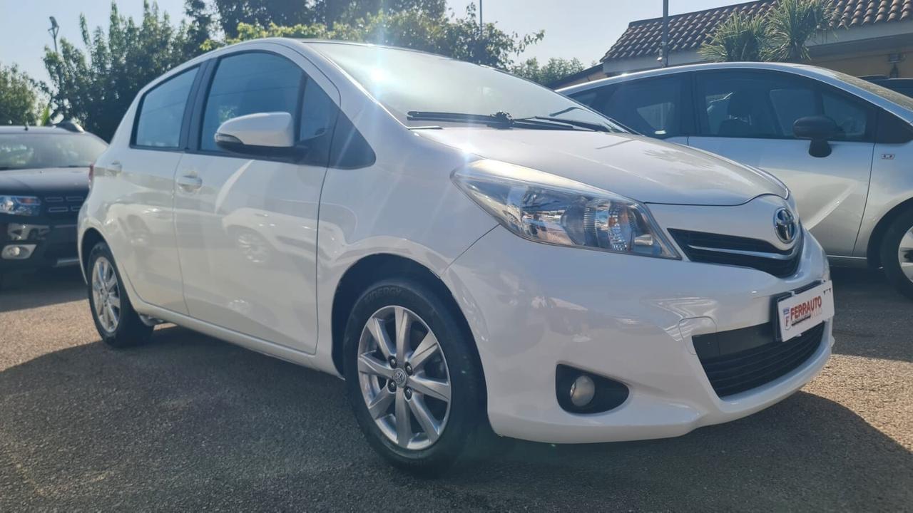 TOYOTA YARIS 1.0 5P LOUNGE PLUS