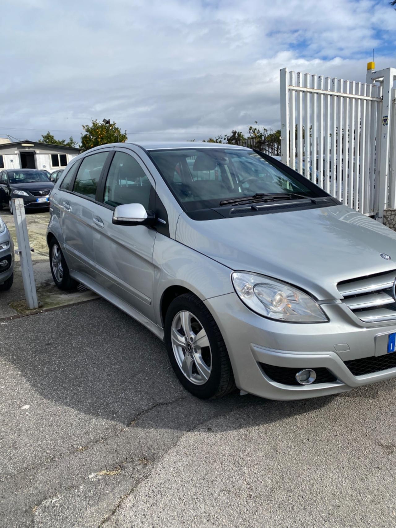 Mercedes-benz B 170 180 BlueEFFICIENCY Executive