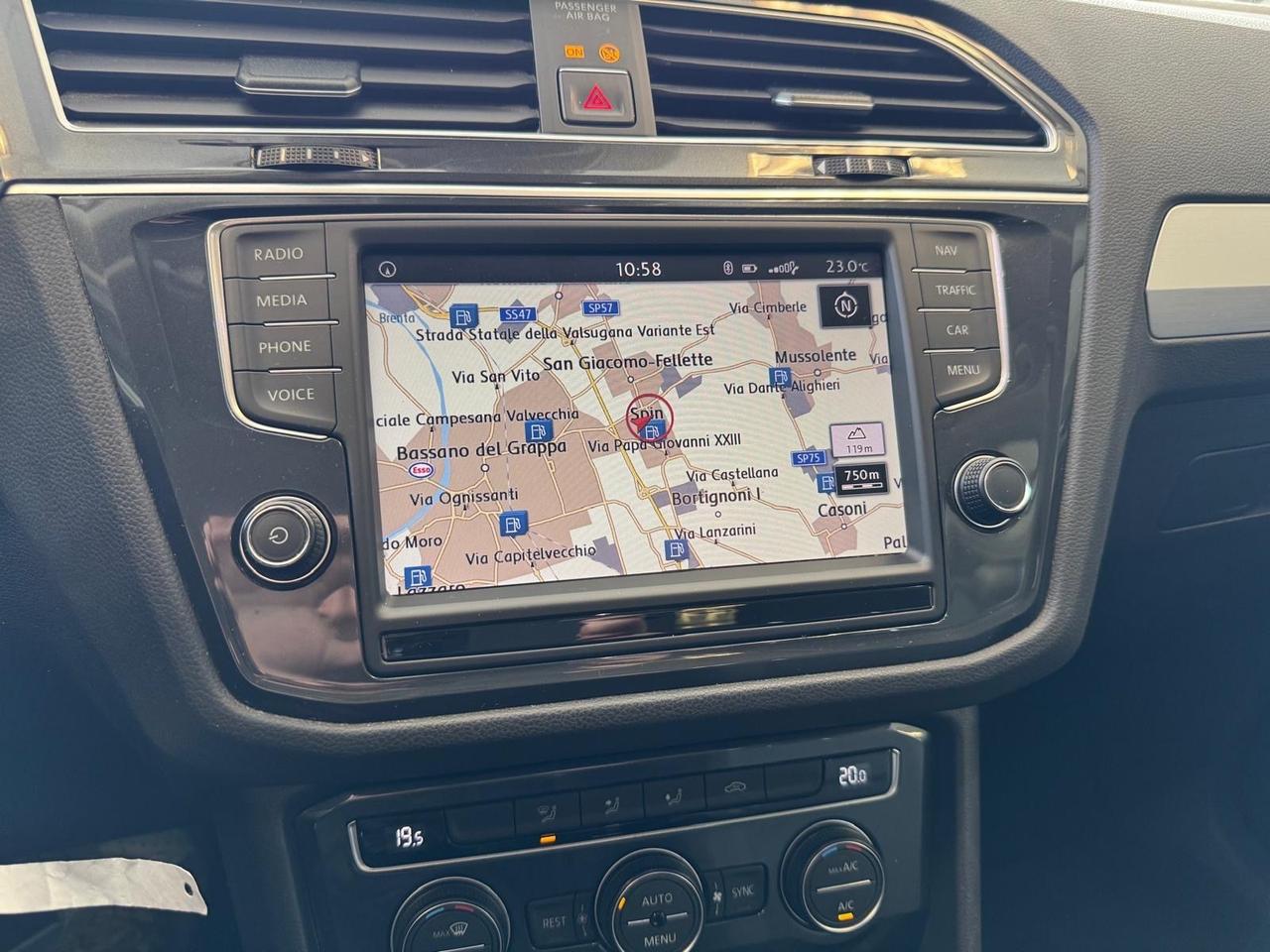 Volkswagen Tiguan 2.0 TDI SCR DSG Business BlueMotion Technology