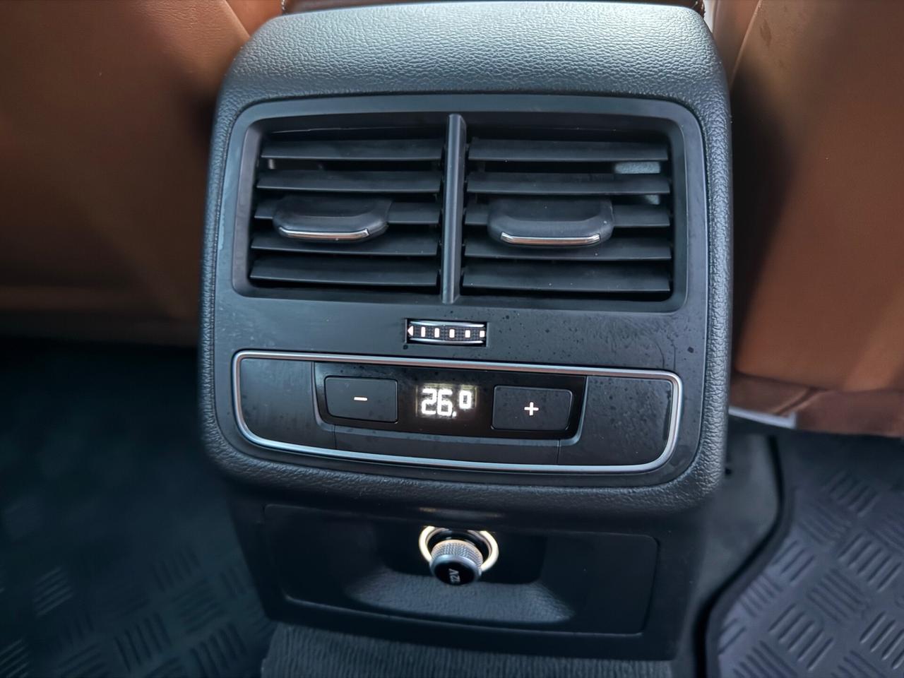 Audi A4 allroad 3.0 TDI 218 CV Evolution TETTO APRIBILE