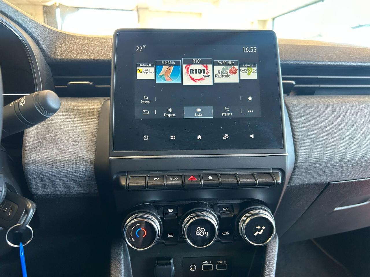 Renault Clio Full Hybrid E-Tech 145 CV 5 porte Evolution