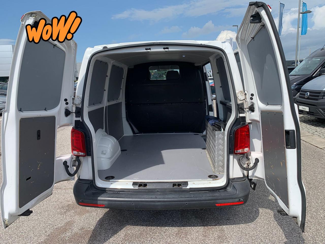 Volkswagen T6.1 Transporter t6.1 28 2.0 tdi 150cv business p.c.