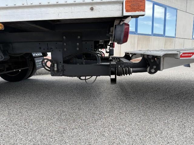 IVECO DAILY 35C14H BOX + SPONDA
