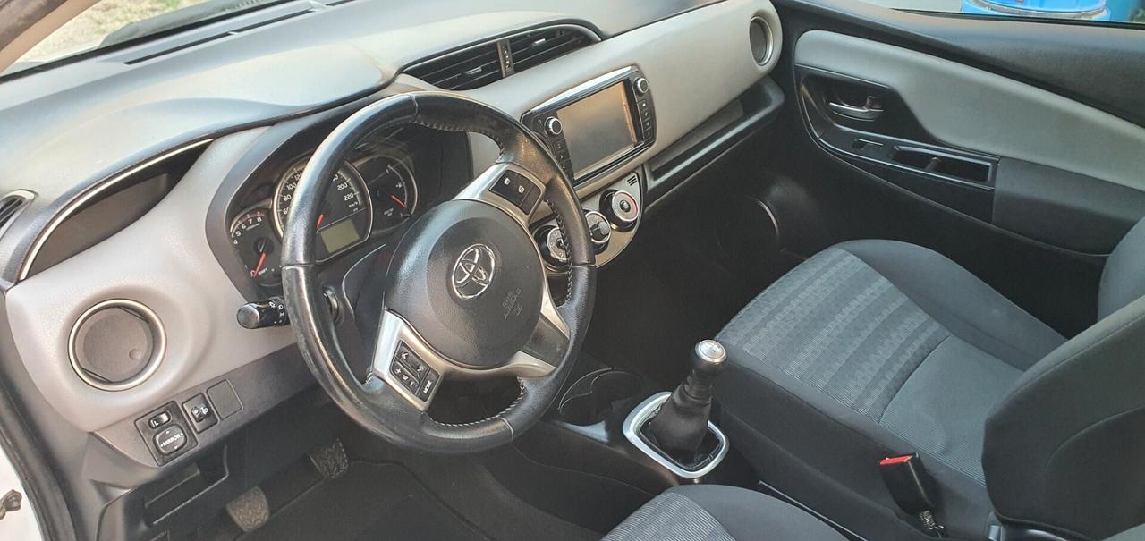 Toyota Yaris 1.0 5 porte Lounge