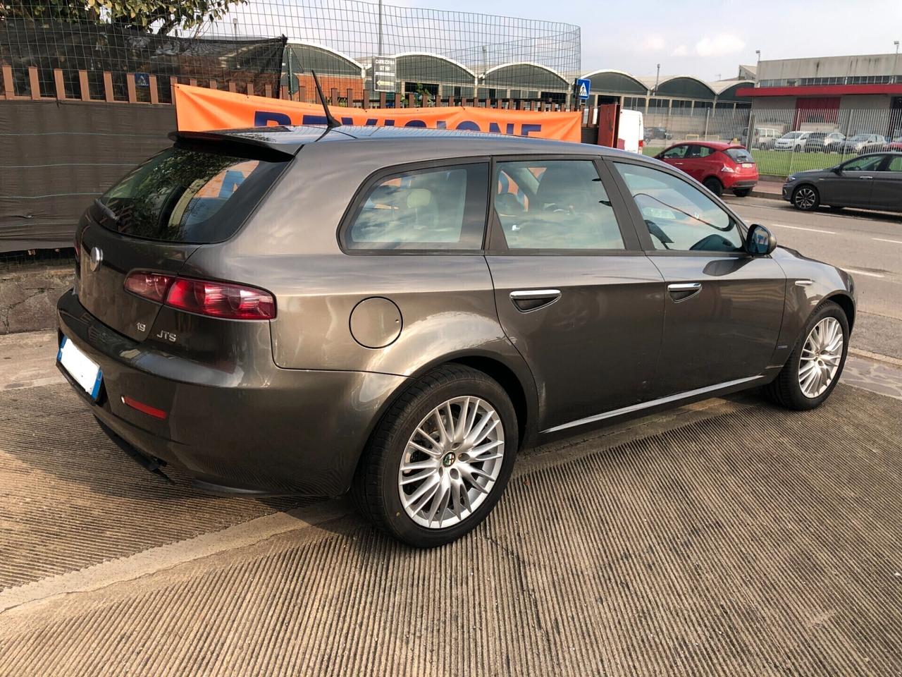 Alfa Romeo 159 1.9 JTS 16V Distinctive