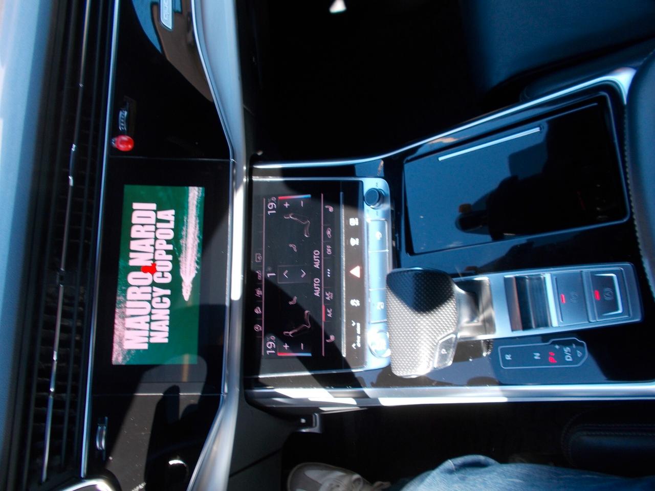 Audi Q8 50 TDI 286 CV QUATTRO 3 X S-LINE