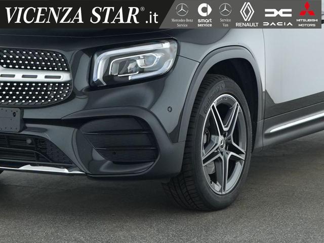 MERCEDES-BENZ GLB 180 d PREMIUM AMG