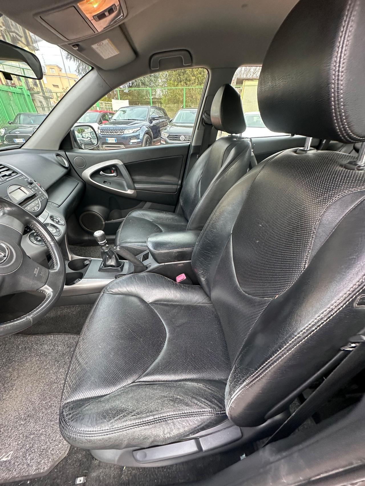 Toyota RAV 4 RAV4 2.2 D-4D 136 CV Luxury