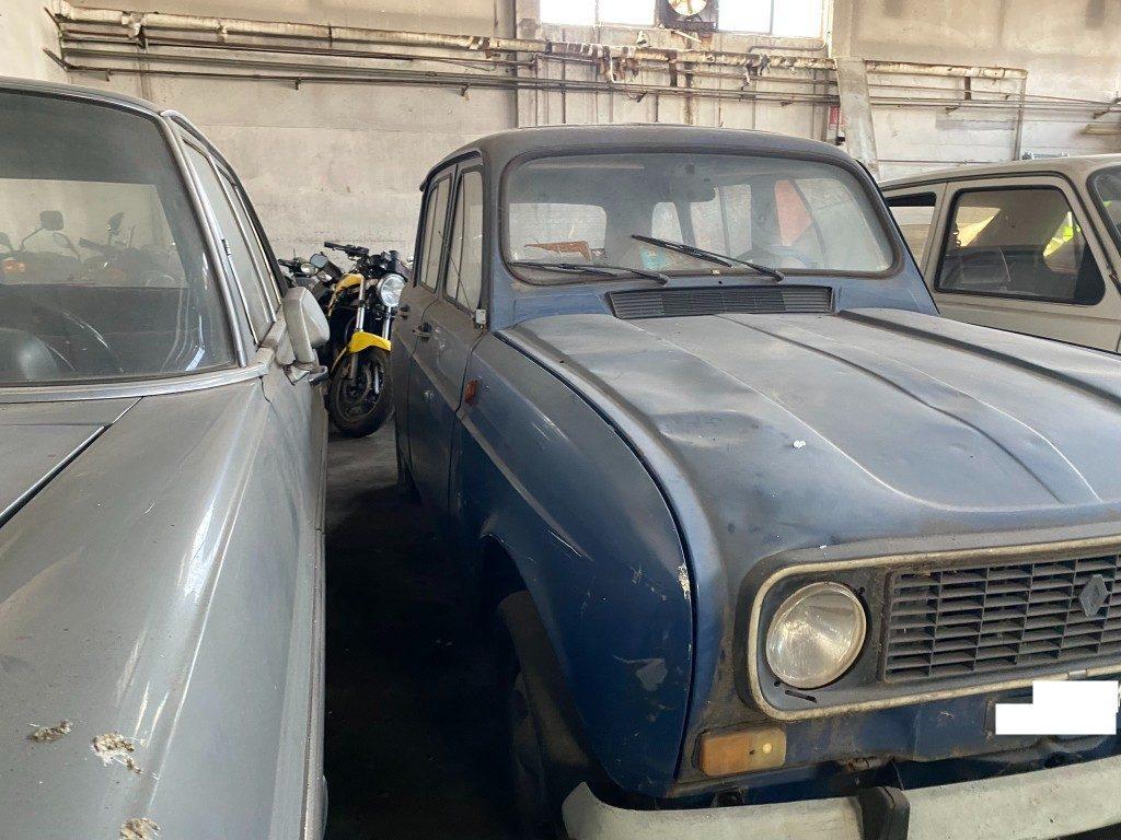 RENAULT R 4 RENAULT 4