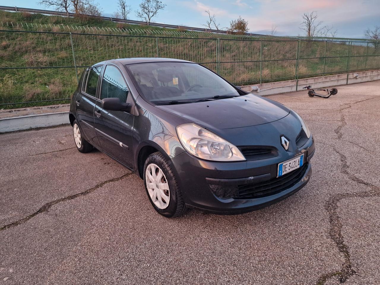 Renault Clio 1.5 dCi 85CV 5 porte Dynamique