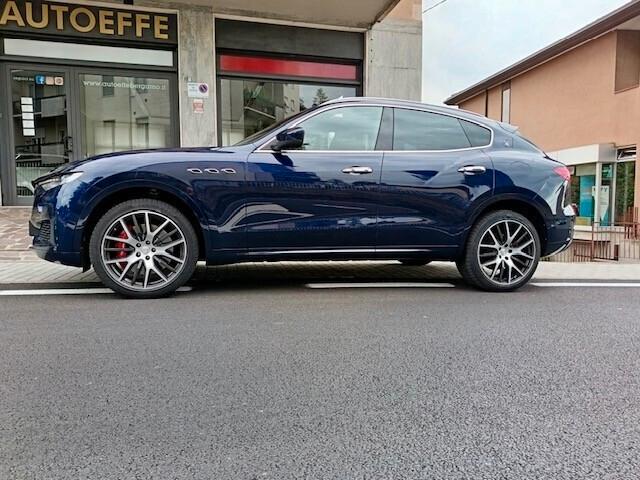 Maserati Levante 3.0 V6 430 CV S AWD, STRAFULL, TAGLIANDI