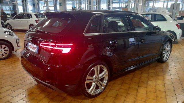 AUDI A3 SPORTBACK 30 g-tron S tronic Admired S-LINE 18"