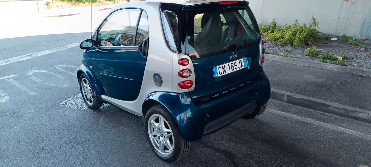 Smart ForTwo 700 coupé passion (45 kW)