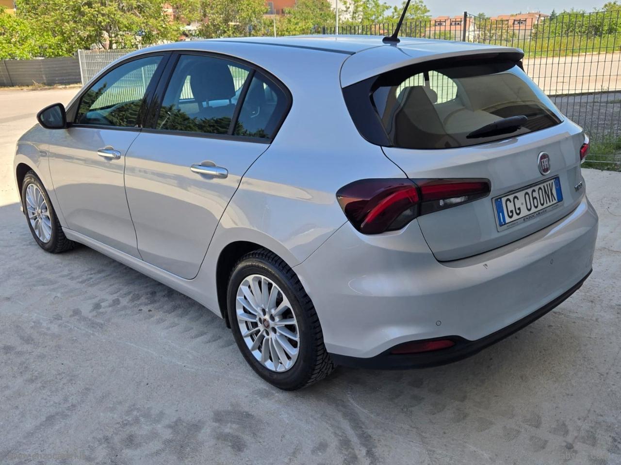 FIAT Tipo 1.6 Mjt S&S 5 porte City Sport FULL LED