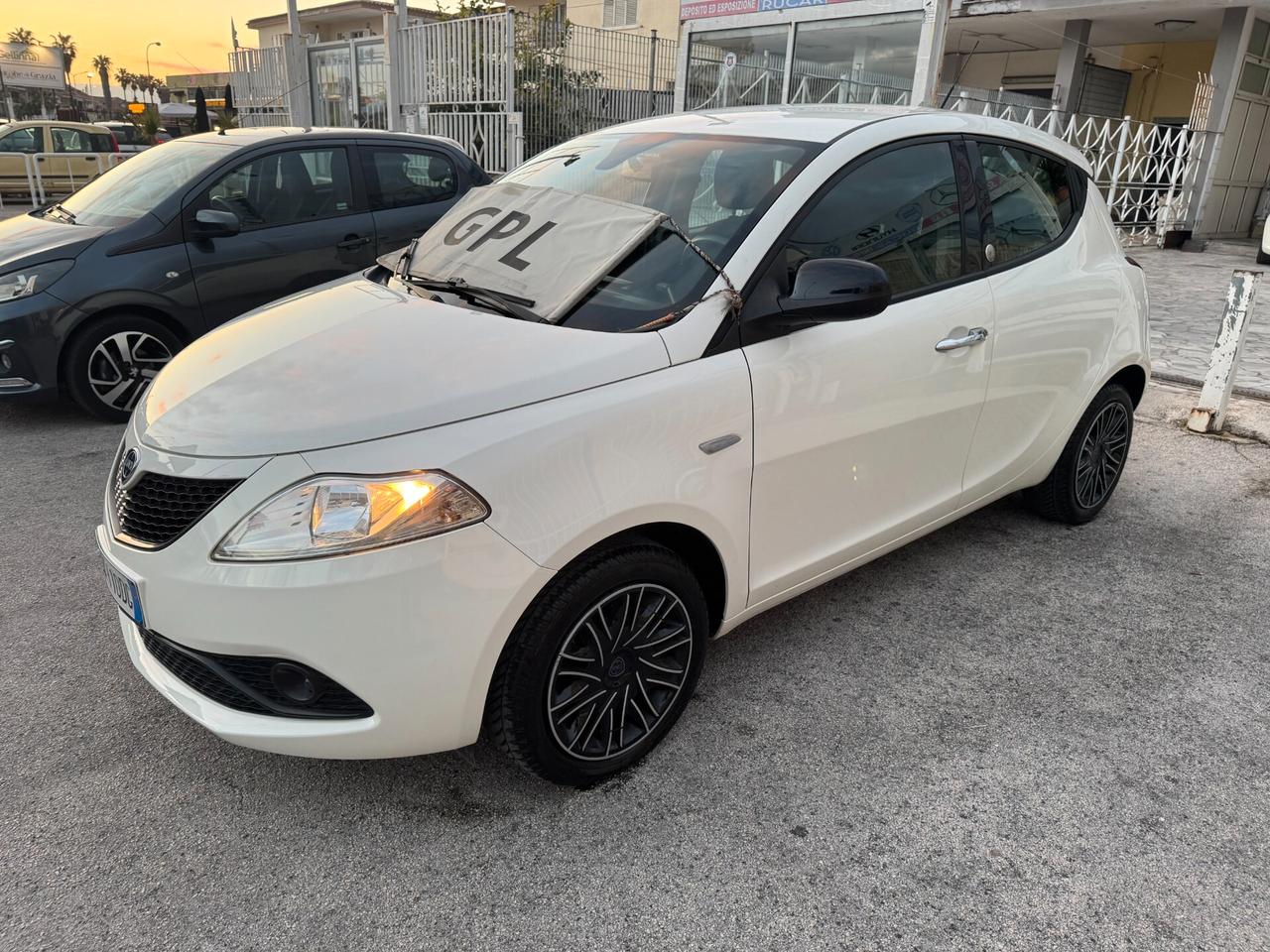 Lancia Ypsilon 1.2 GPL ECOCHIC 2019
