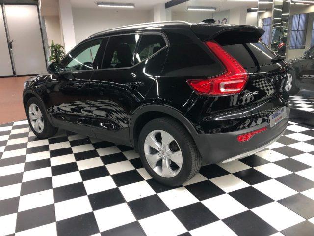 VOLVO XC40 T3 Geartronic Momentum
