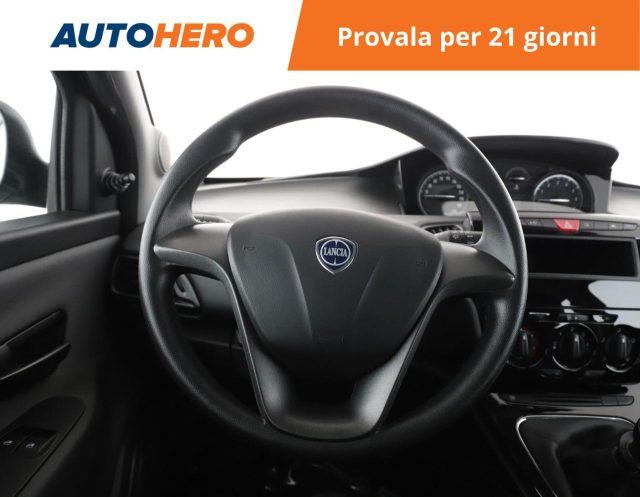 LANCIA Ypsilon 1.2 69 CV 5 porte Silver