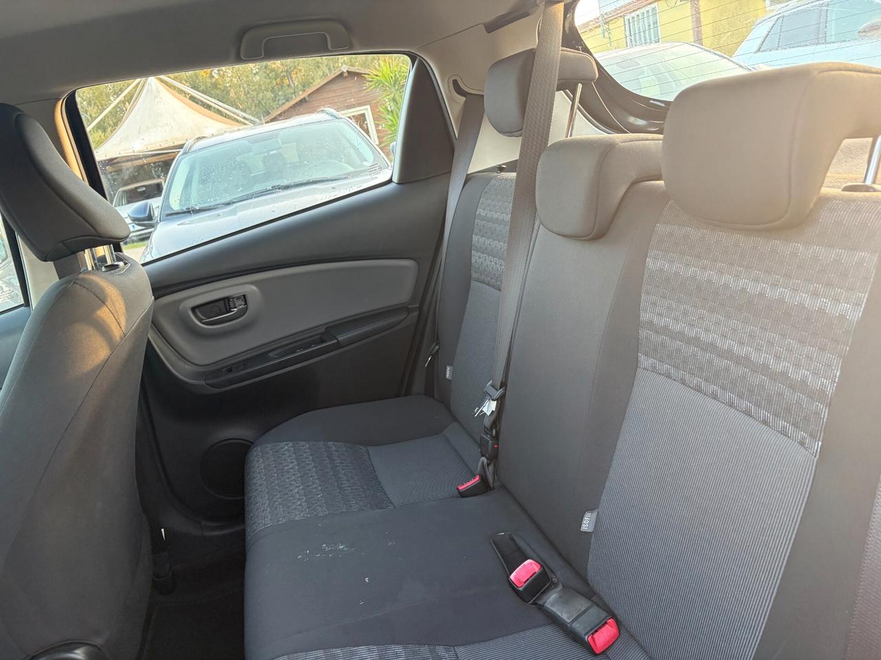 TOYOTA YARIS 1.3 99CV TREND ANNO 2016