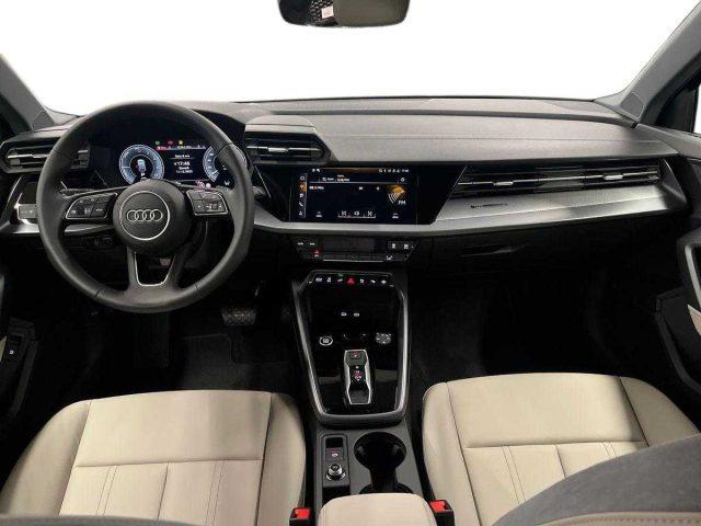 AUDI 50 NUOVA A3 ALLSTREET A3 all. e-tr. 1,5 L4 1