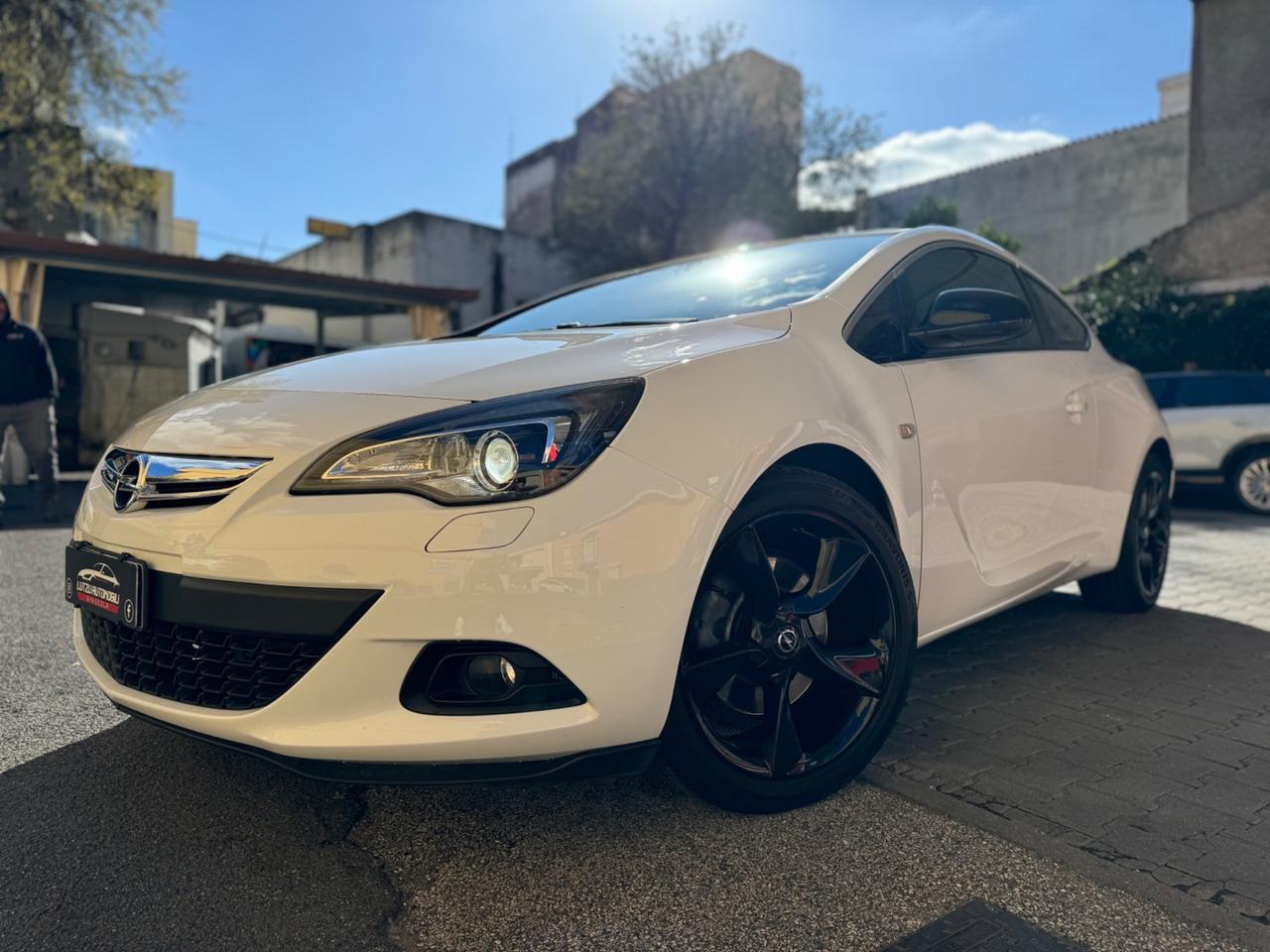 Opel Astra GTC 2.0 CDTI 165CV S&S 3 porte Cosmo S