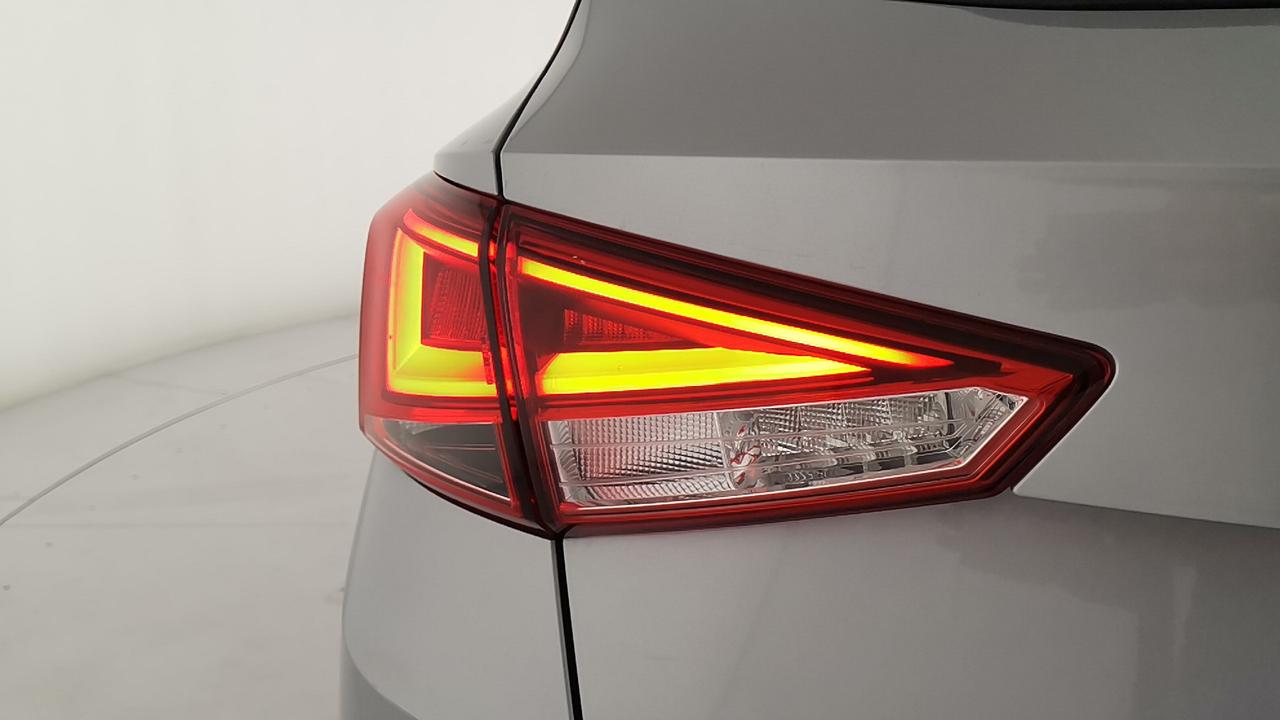 SEAT Arona 2022 - Arona 1.0 tgi FR 90cv
