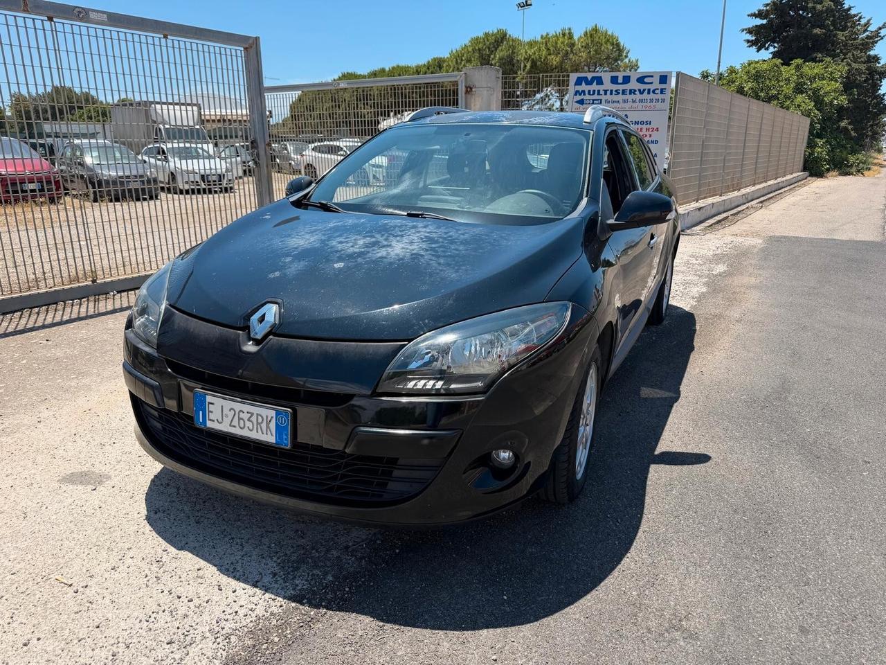 Renault Megane Mégane 1.5 dCi - DIESEL - 2011