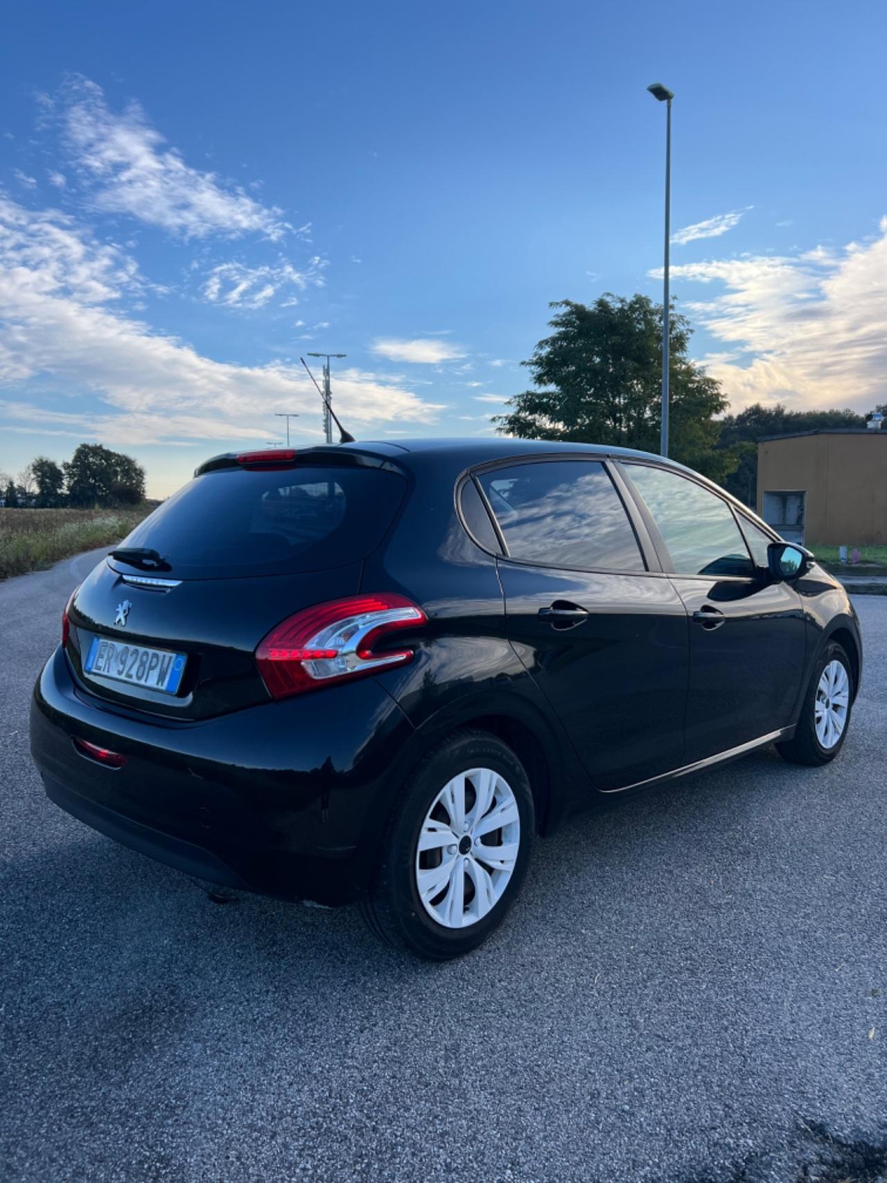 Peugeot 208 1.2 VTi 82 CV 5 porte Active