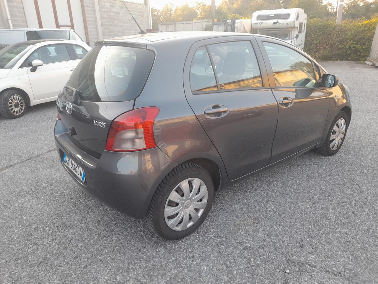 Toyota Yaris 1.3 5 porte