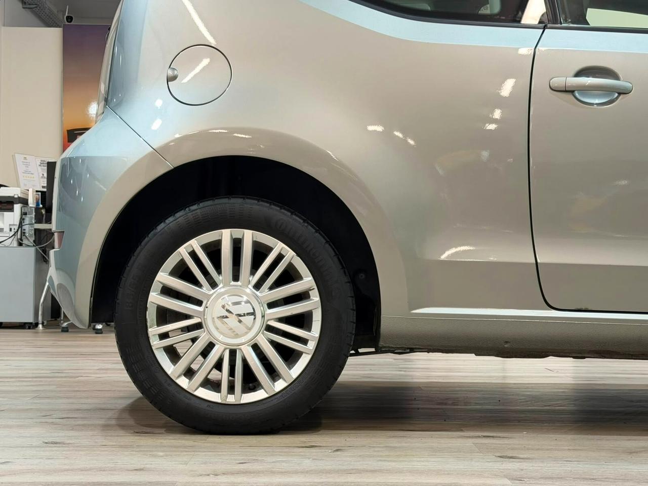 VOLKSWAGEN UP! 1.0 60cv 3p 59.000km NEOPATENTATI