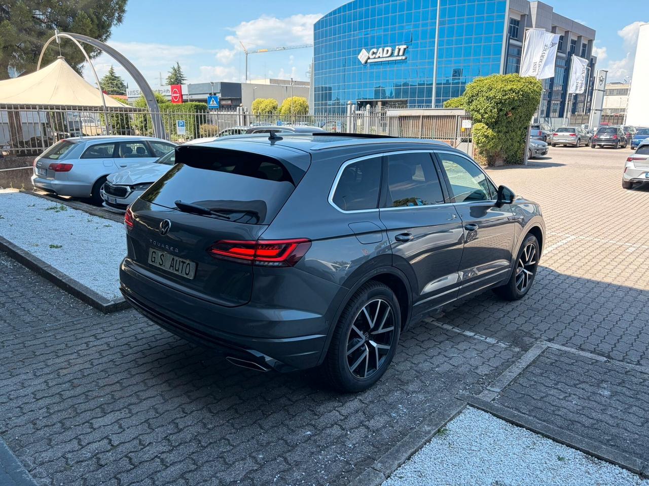 Volkswagen Touareg 3.0 V6 tdi R-Line 231cv EGR GUASTO