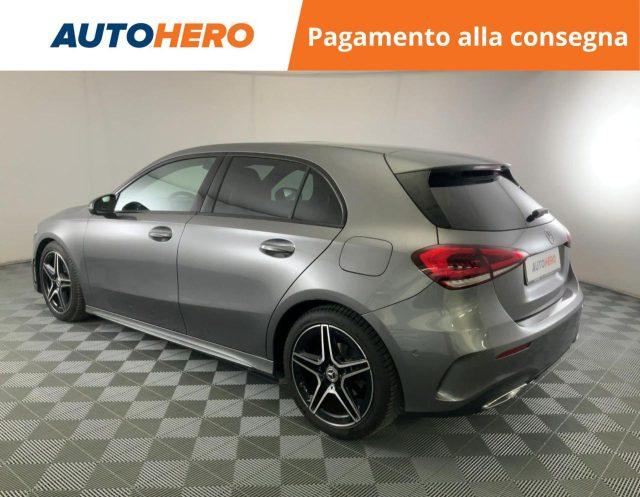 MERCEDES-BENZ A 180 d Automatic Premium