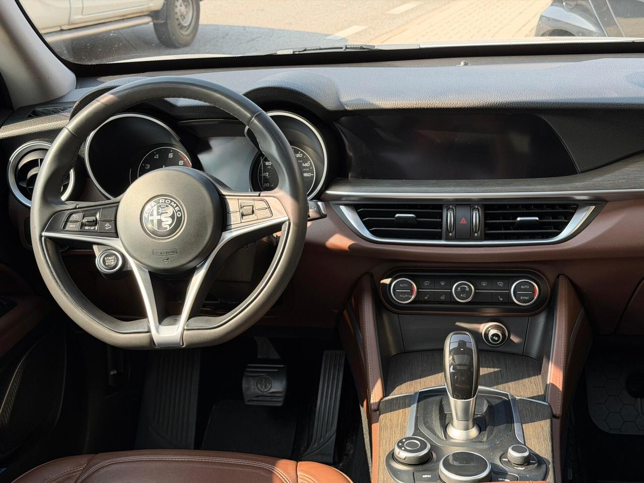 Alfa Romeo Stelvio 2.0cc Q4 280cv auto