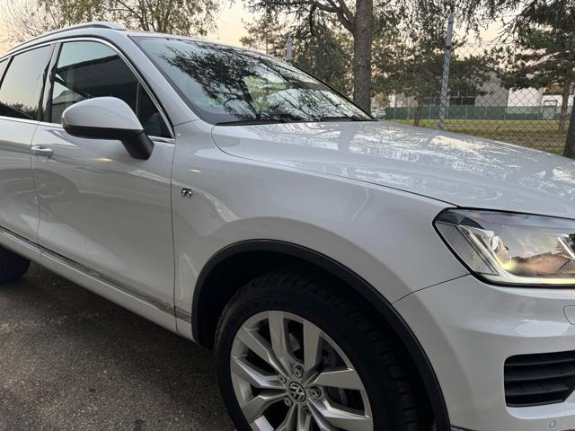 VOLKSWAGEN Touareg 3.0 TDI 204CV Tiptronic BMT R-LINE