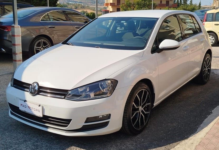 Volkswagen Golf 1.6 TDI DPF Highline NEO 2014