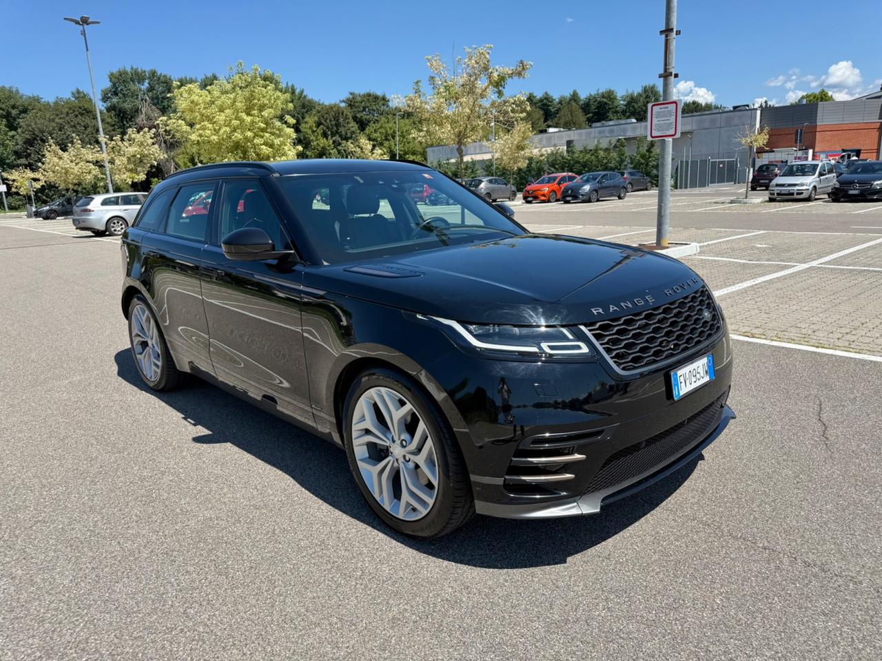 Land Rover Range Velar 3.0D V6 275 CV R-Dynamic