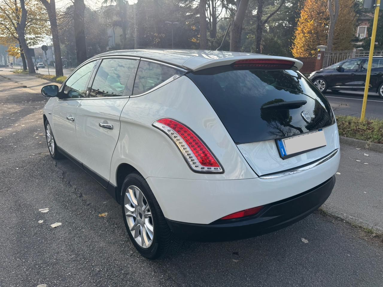 Lancia Delta 1.4 GPL neopatentati garanzia 12 mesi