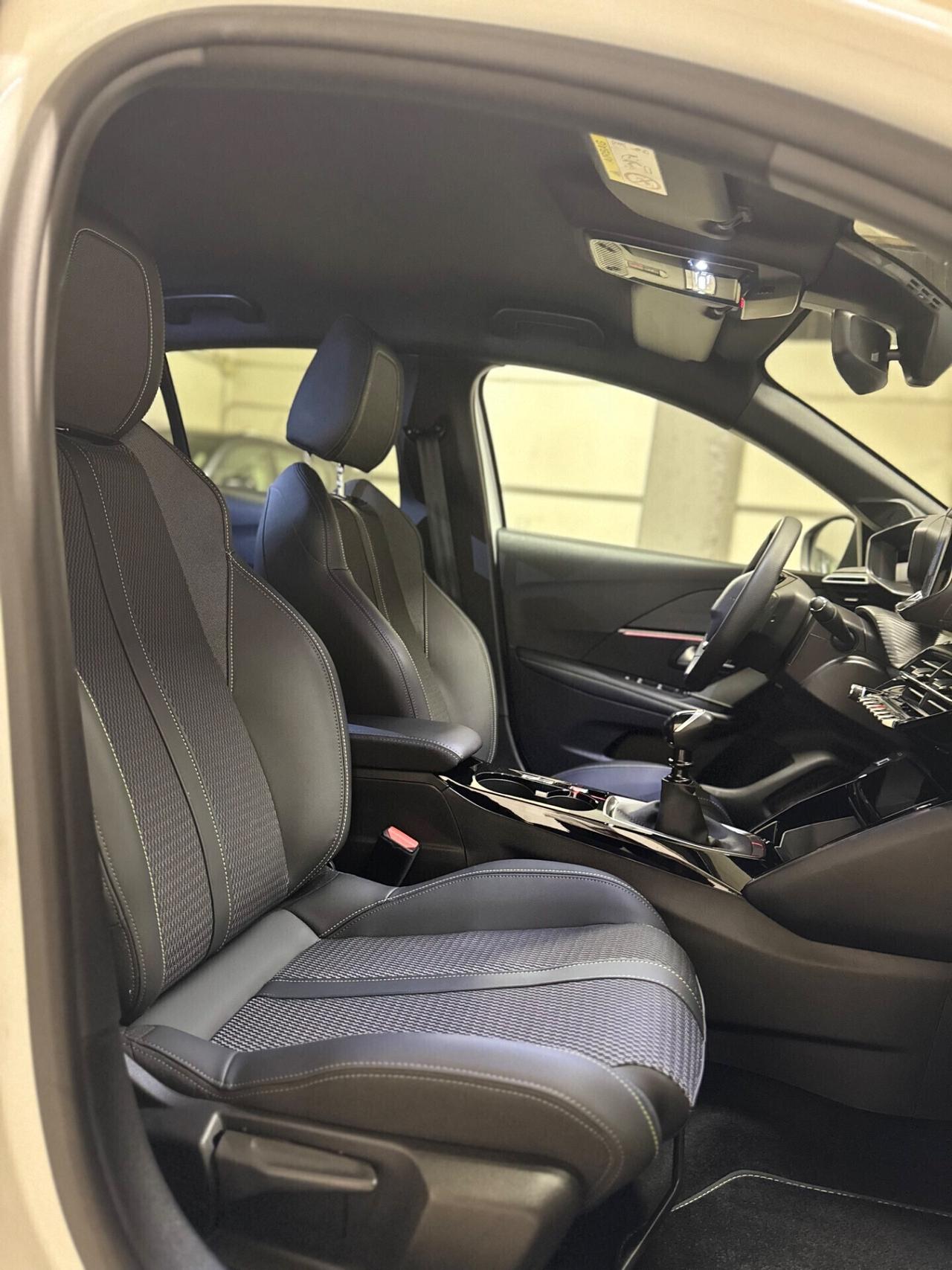 Peugeot 208 PureTech 100 Stop&Start 5 porte GT