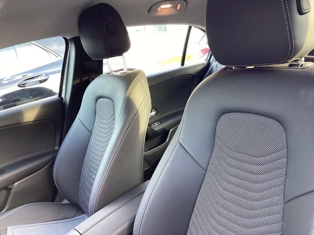 Mercedes Classe A 180 180 D Advanced 8G-DCT