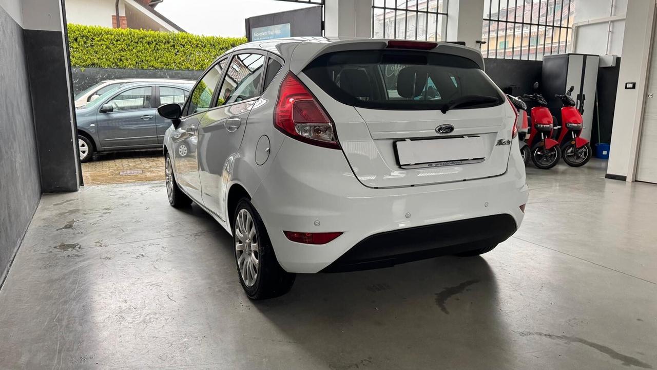 Ford Fiesta 1.5 TDCi 75CV 5 porte Titanium