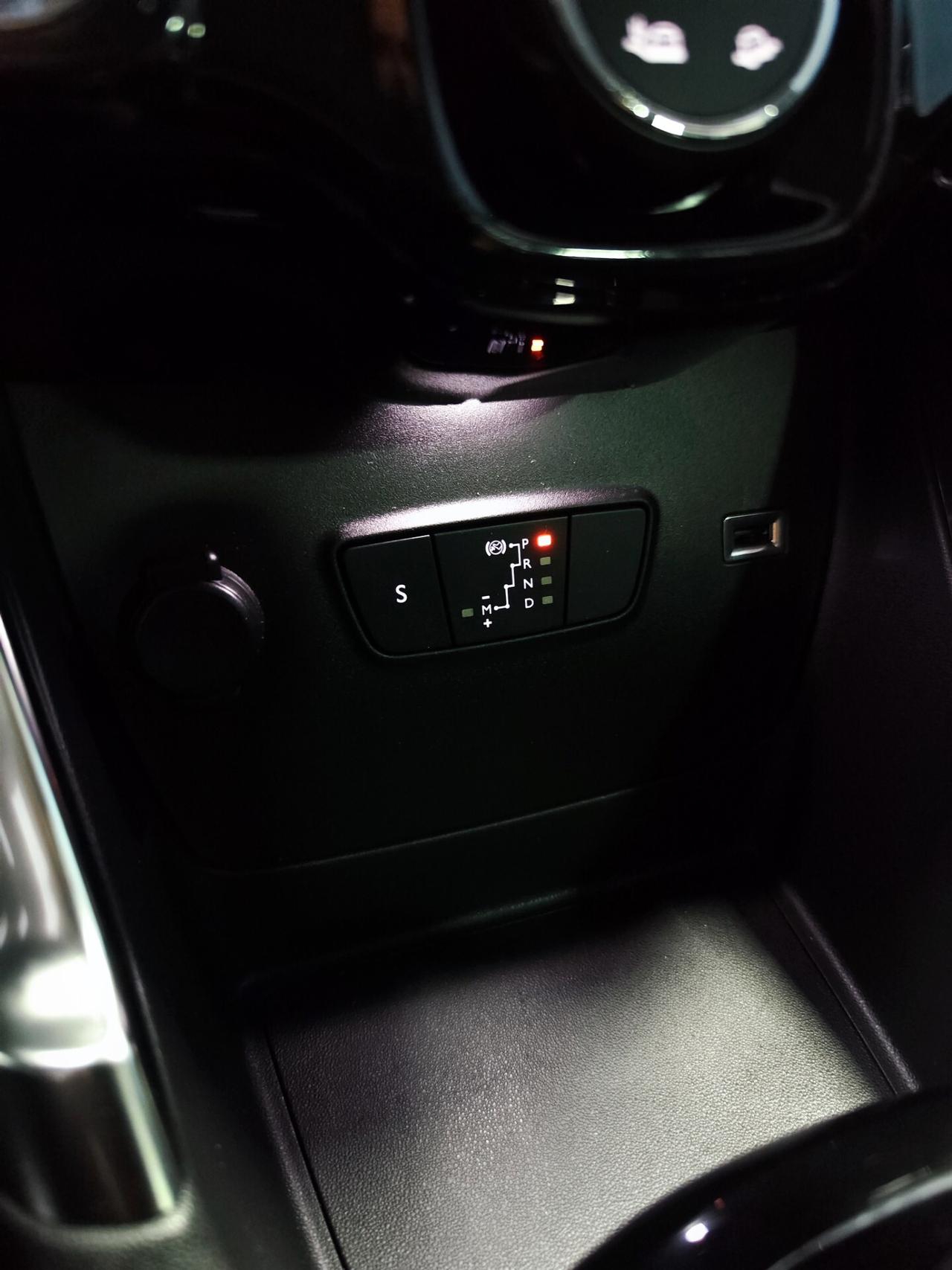 Citroen C3 Aircross BlueHDi 120cv S&S EAT6 Shine Pack UNICO PROPRIETARIO